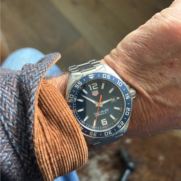 Tag Heuer Formula 1 Blue and Silver Men's Watch Super Clean - Picture 3 of 11